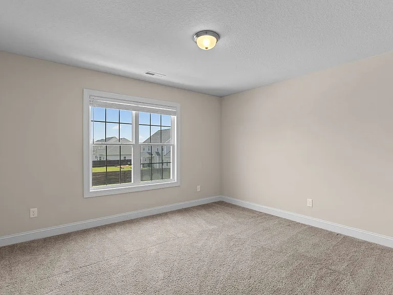 215 Old Field School Ln — Photo 30
