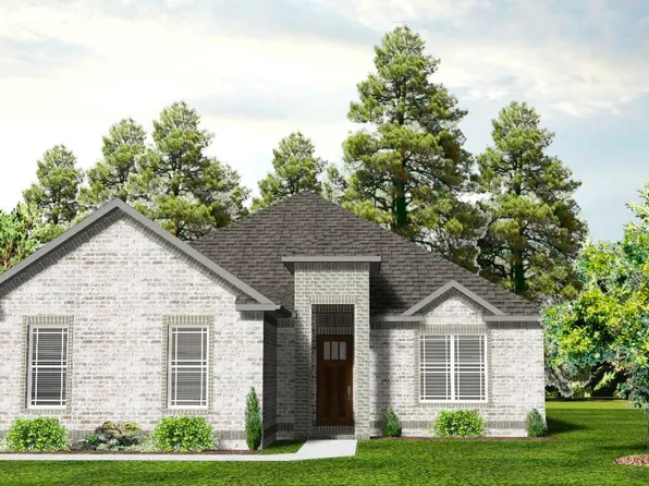 4 Pleasant Oak Dr, Perry, GA 31069