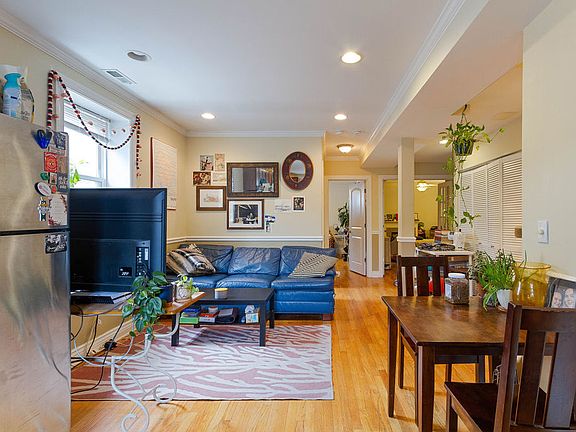 3rd image of 6331 N Glenwood Ave APT G