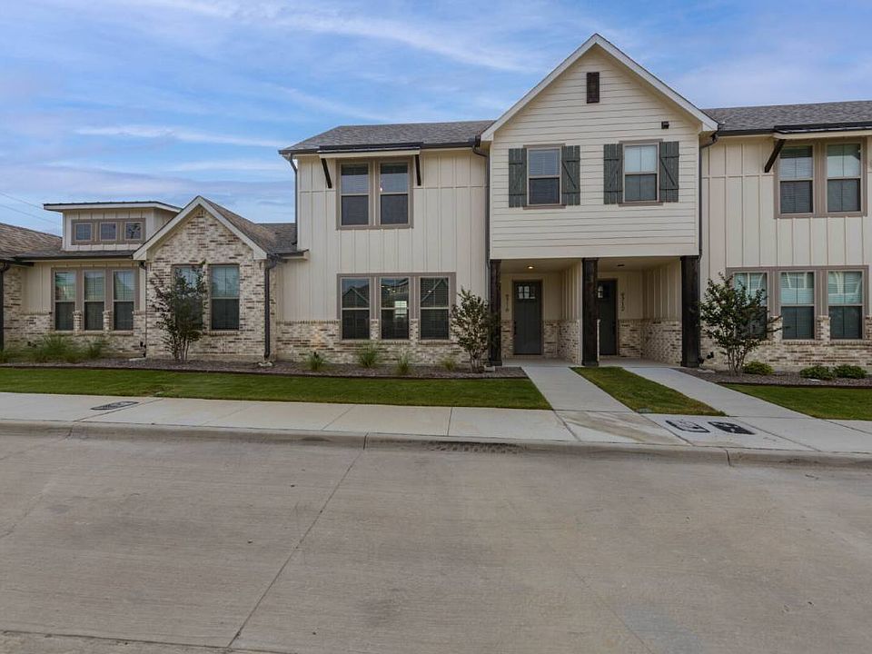 1st image of 9716 Thorncrown Ln
