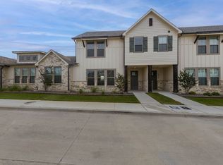 9716 Thorncrown Ln, Fort Worth, TX 76179