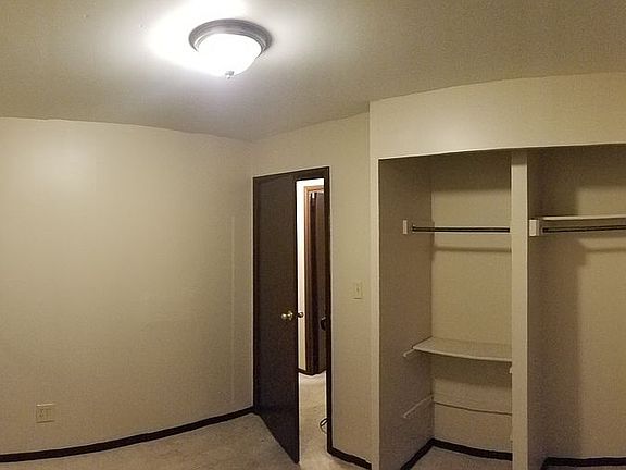3rd image of 1212 W 21st St