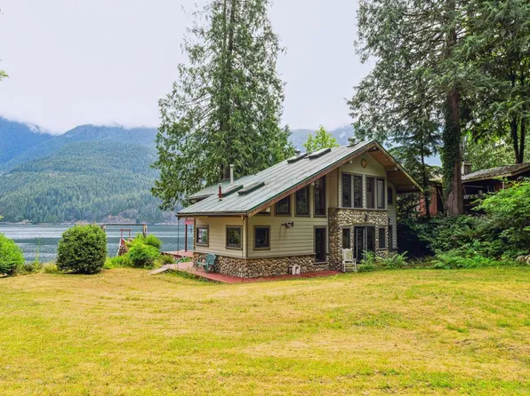12&13 Coldwell Bch N, Vancouver, BC V0V 0V0