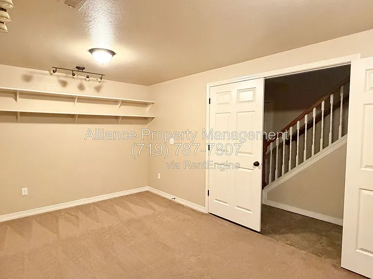 1755 Smoke Ridge Dr — Photo 32