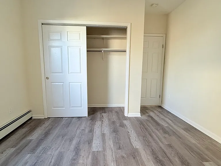 236 Greenwich Ave #5 — Photo 7