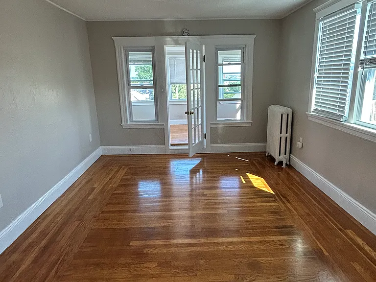 6 Laurel St #3 — Photo 4
