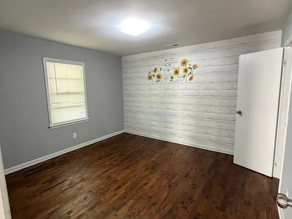 837 W Madison St #2, Pulaski, TN 38478