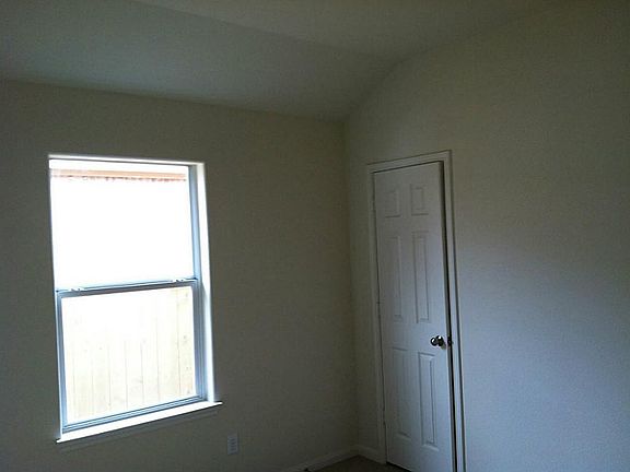 4th image of 12219 Estelle Ln