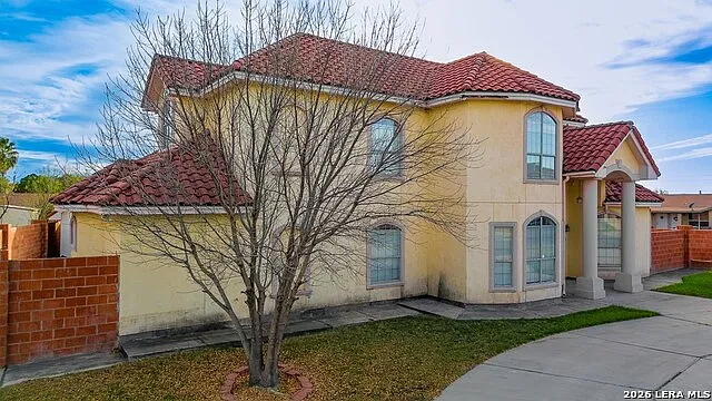 4 bed, 6.0 bath, $3,300 — Photo 2