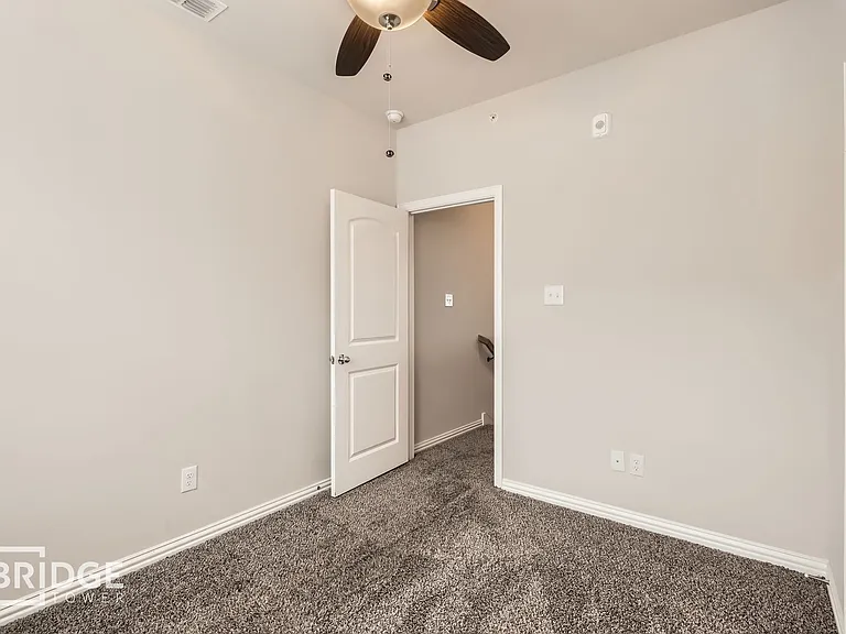 Lamar Townhomes — Photo 53