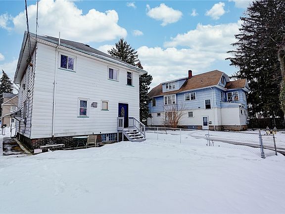 5th image of 328 NE Durnan St