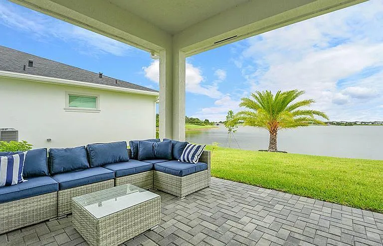 601 Hookline Cir — Photo 37