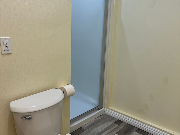 3rd image of 24719 Island Ave #1/4
