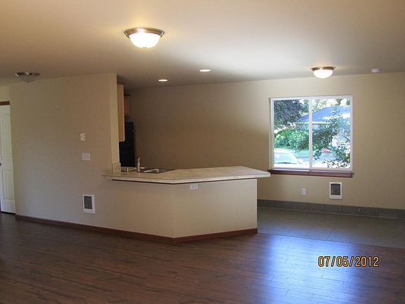 3rd image of 5293 66th Ave SE