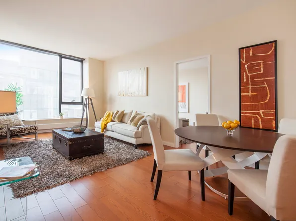 255 Hudson Street image 1 of 7