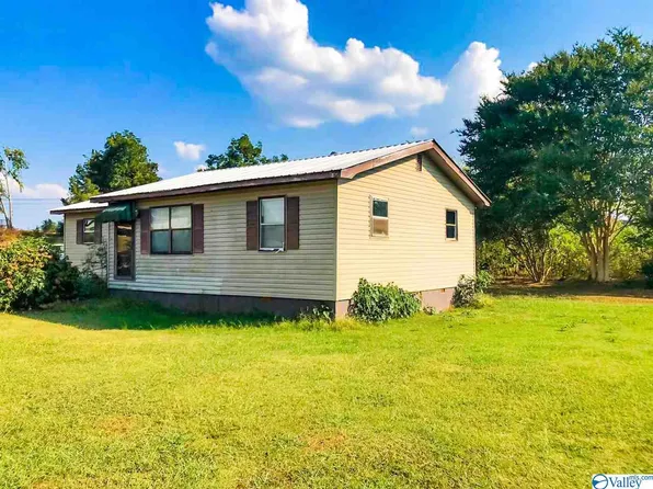507 Georgia St NW, Jacksonville, AL 36265