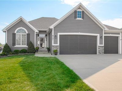 9121 N Myrtle Ave, Kansas City, MO, 64156