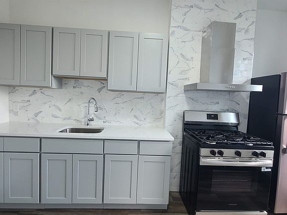 3rd image of 113 63rd St Floor 2