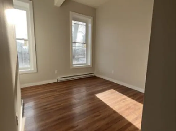 110 Lark St #2, Albany, NY 12210