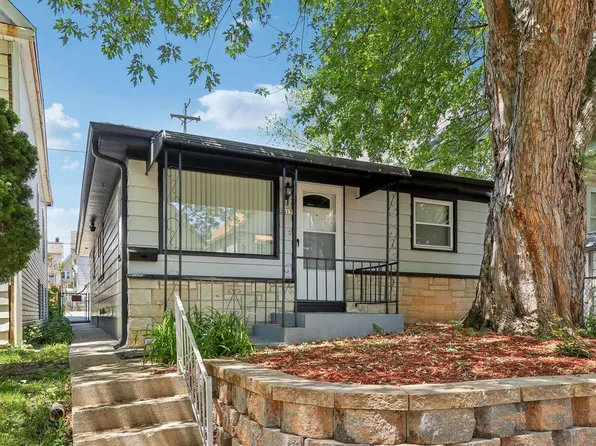 2417 South 12th STREET, Milwaukee, WI 53215