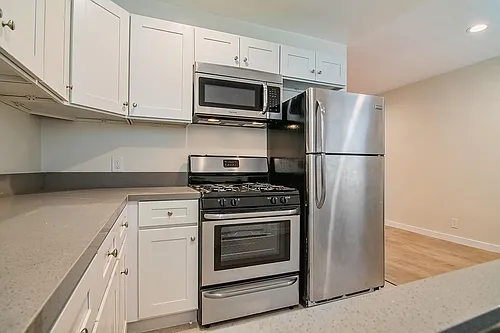 1321 W 36th St Photo 1
