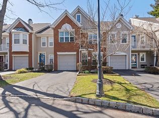 4706 Patterson St, Bridgewater, NJ 08807