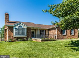 210 Oakmanor Way, Walkersville, MD 21793