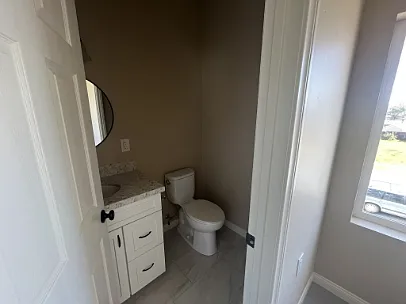 3 bed, 2.5 bath, 1350 sqft, $3,595 — Photo 4