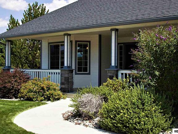 3rd image of 2847 La Cresta Ct