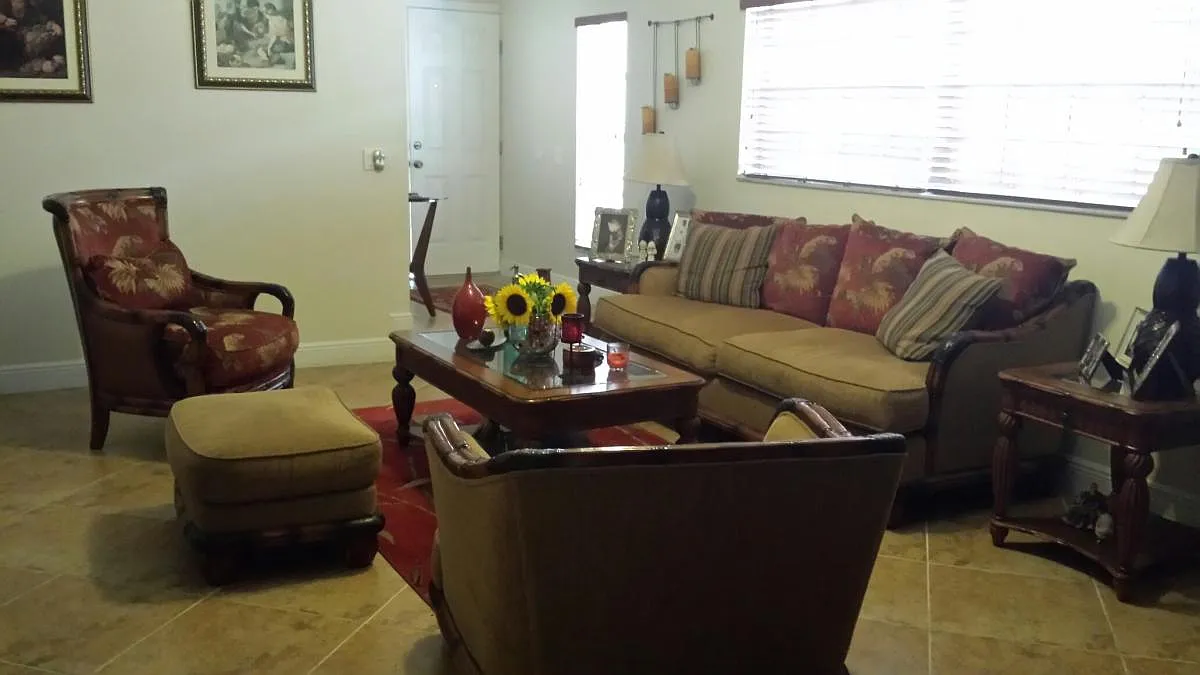 3 bed, 1482 sqft, $3,500 — Photo 2