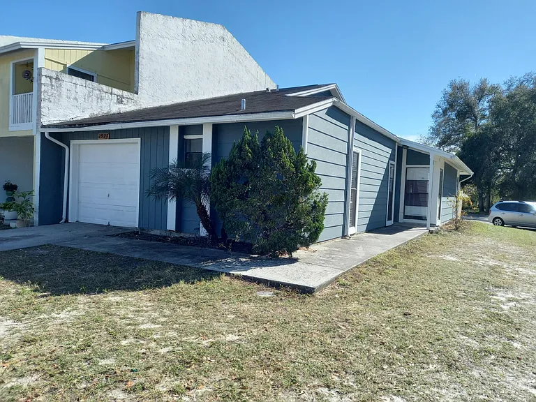 2927 Kelly Ridge Ln — Photo 1