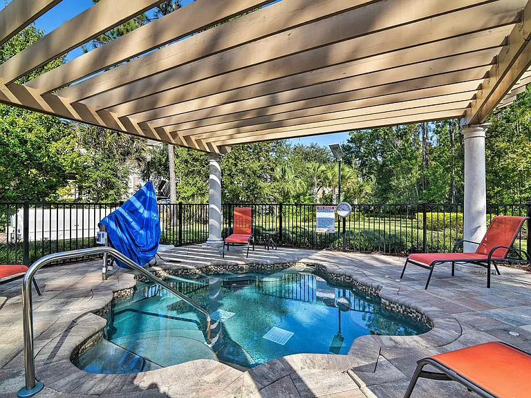 8131 Roseville Blvd — Photo 22