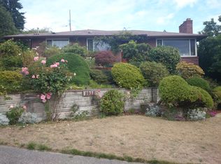 8922 41st Ave SW, Seattle, WA 98136