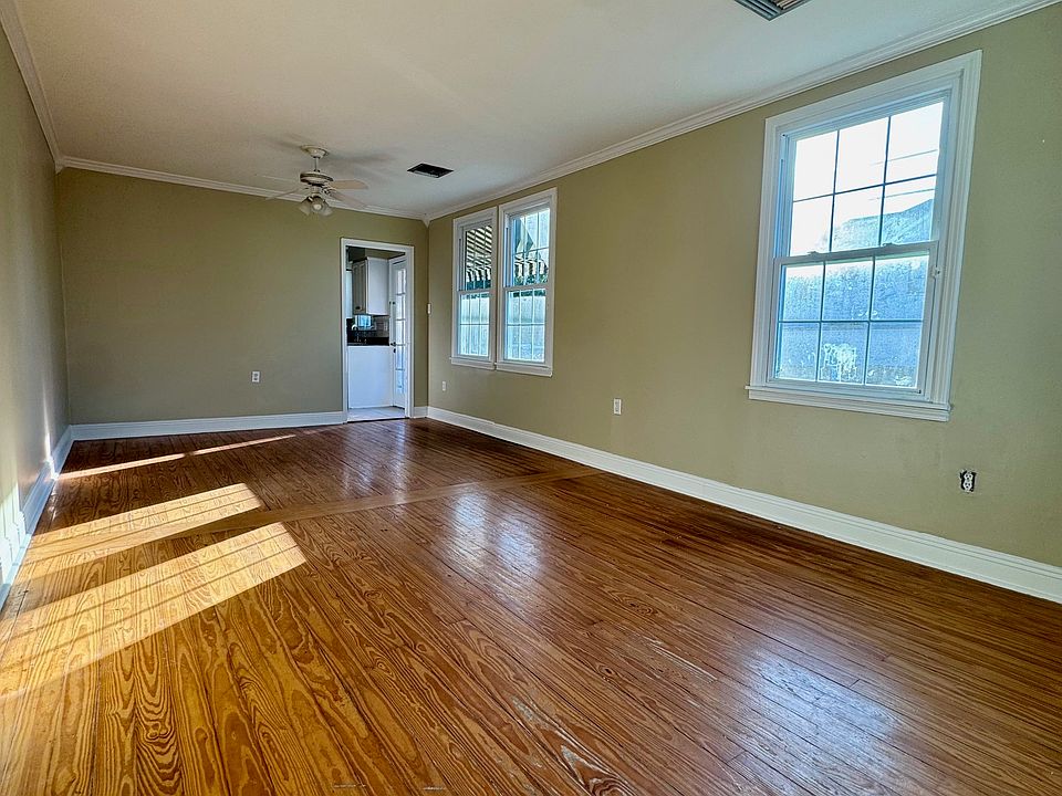 1st image of 1822 Homer St