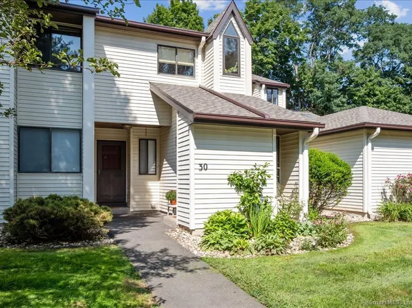 30 Simsbury Landing #30, Simsbury, CT 06070