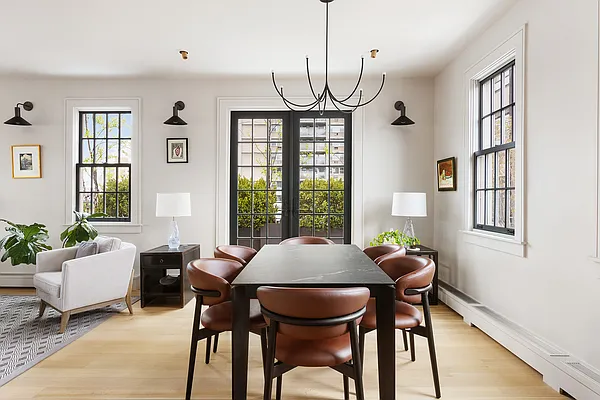 Dining area, photo 2