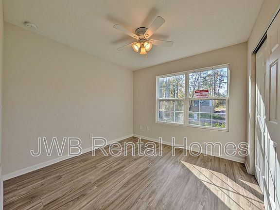 5th image of 12087 Biarritz St