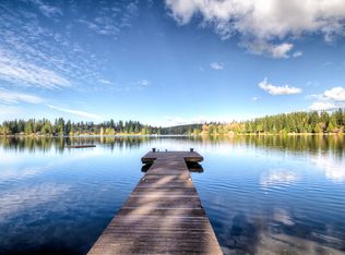 10649 E Lake Joy Dr NE, Carnation, WA 98014