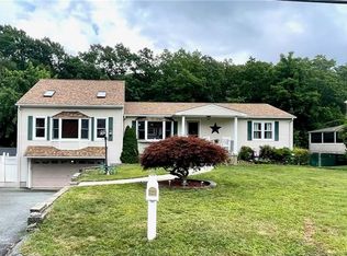 68 Jambray Ave, Warwick, RI 02886