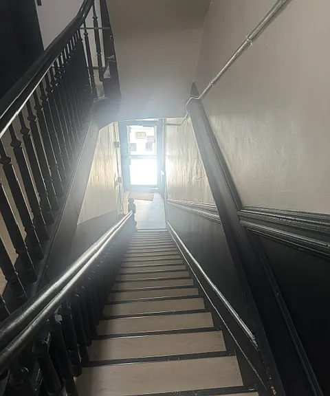 900 Summit Ave #8 — Photo 4