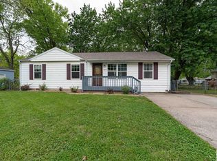 2422 Colonial Ct, Sedalia, MO 65301