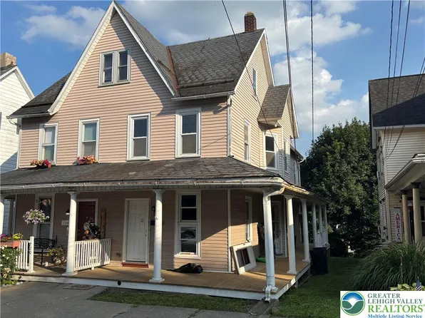 722 George St, Pen Argyl, PA 18072