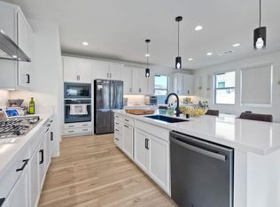 32024 Radiant Dr, Temecula, CA 92591