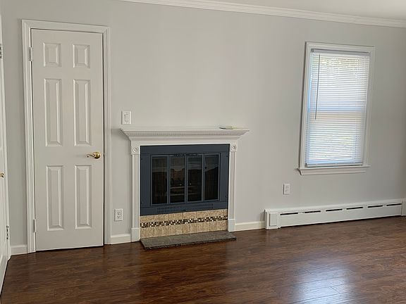 Bedroom 1 of 3