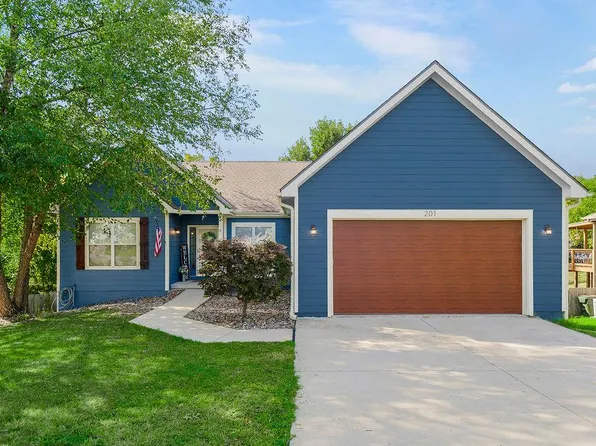 201 E Whispering Hills Blvd, Lone Jack, MO 64070