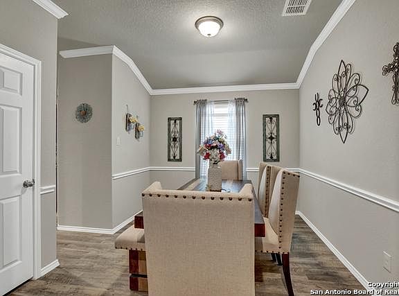 4th image of 483 Autumn Leaf Dr