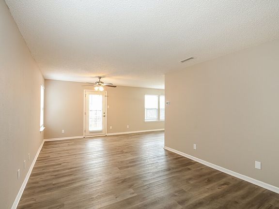 4th image of 16753 Aulton Dr