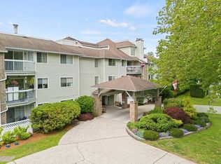 22514 116th Ave #215, Maple Ridge, BC V2X 0N8