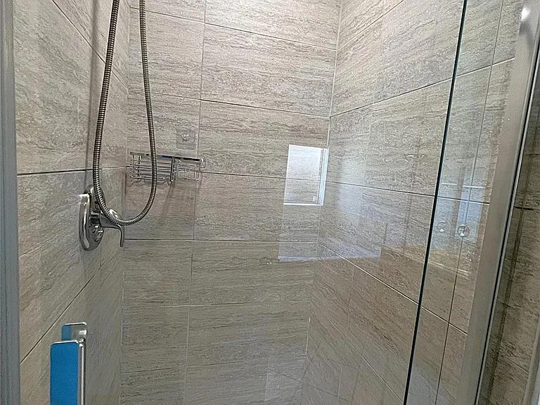 6839 Catarina Cir — Photo 20