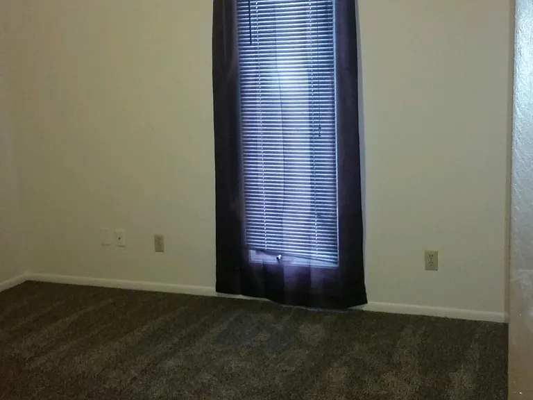 1000 Hespe Dr #11 — Photo 22